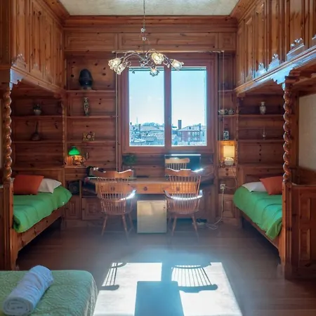 Apartment Rousseau's Venice