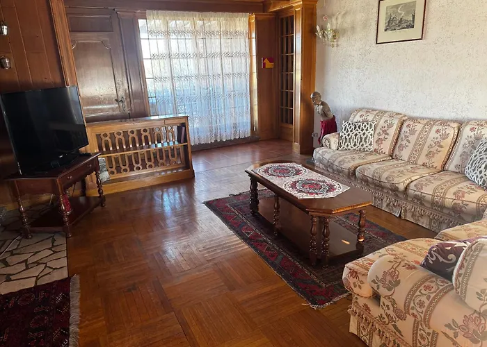 Апартаменты Rousseau's *