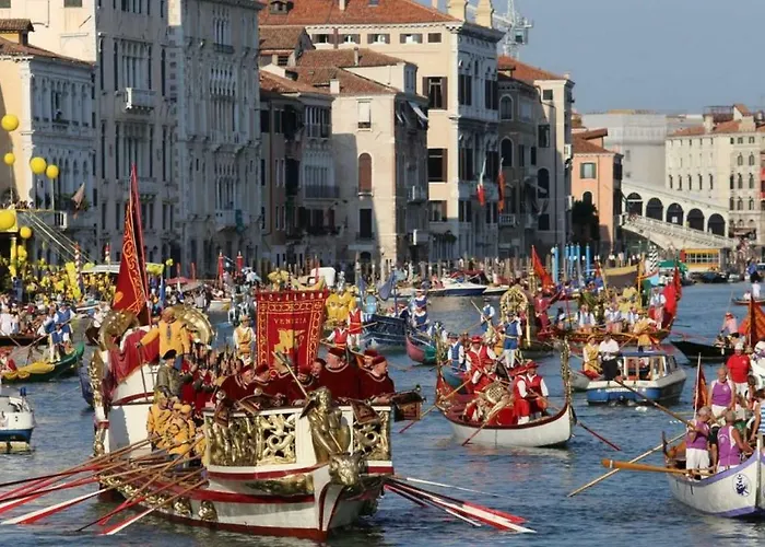 Rousseau's Апартаменты